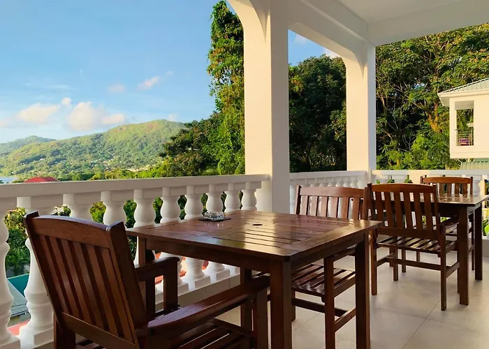 Oceanic View Apartments