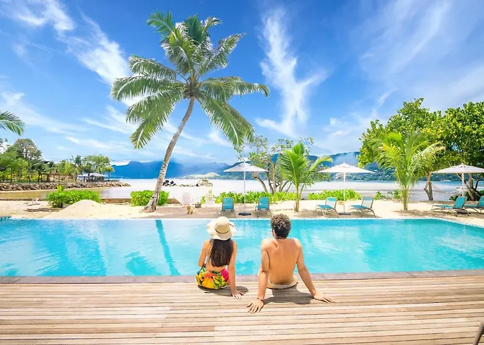 Pineapple Beach Villas