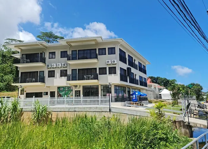 B Holiday Apartments