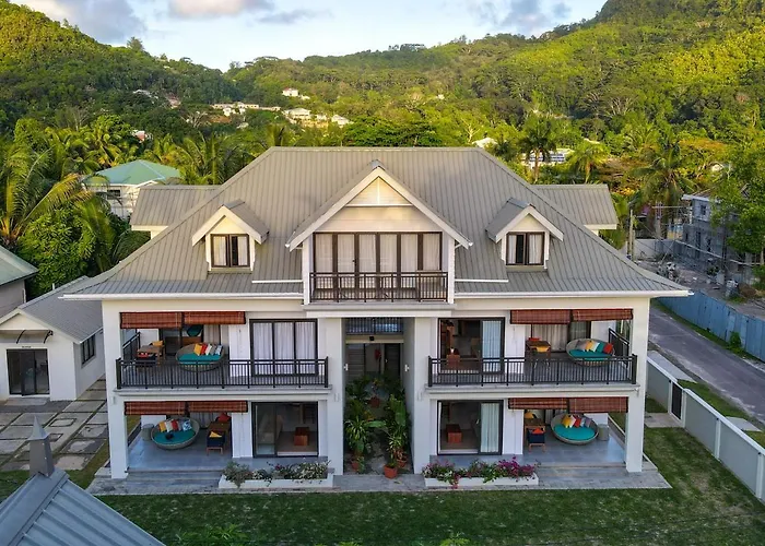 Nautilus Apartments
