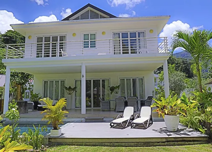 Les Jolies Eaux Villa - Chateau Elysium