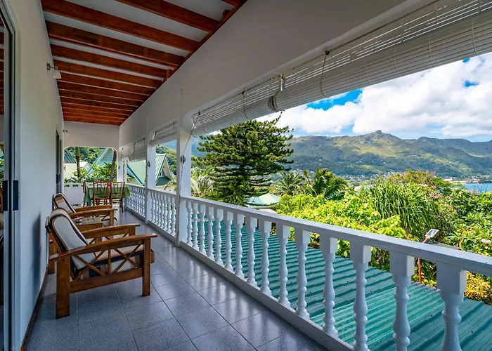 Lemongrass Lodge