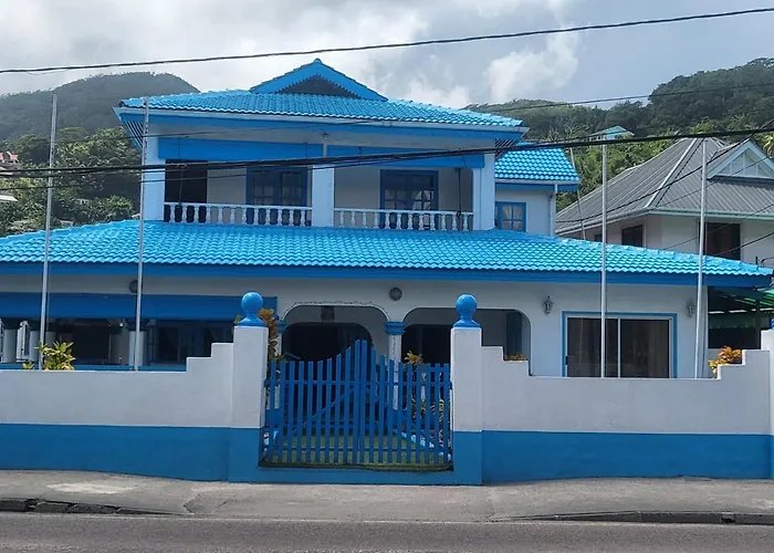 Le Chateau Bleu
