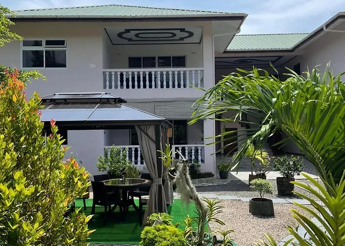 Mokara Holiday Apartment