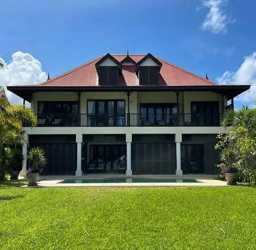 Paradise Villa Eden Island