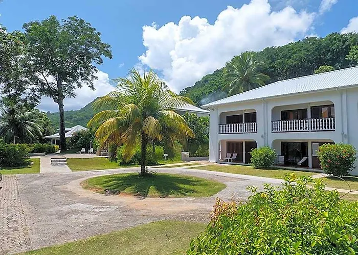 La Residence Villas & Studios