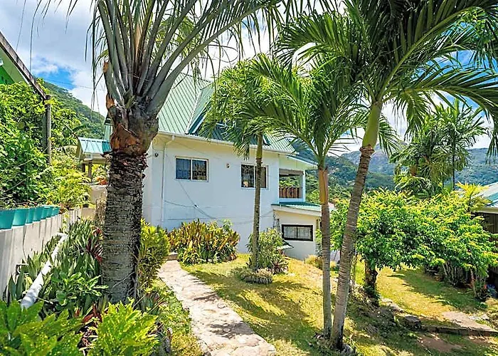 Lemongrass Lodge