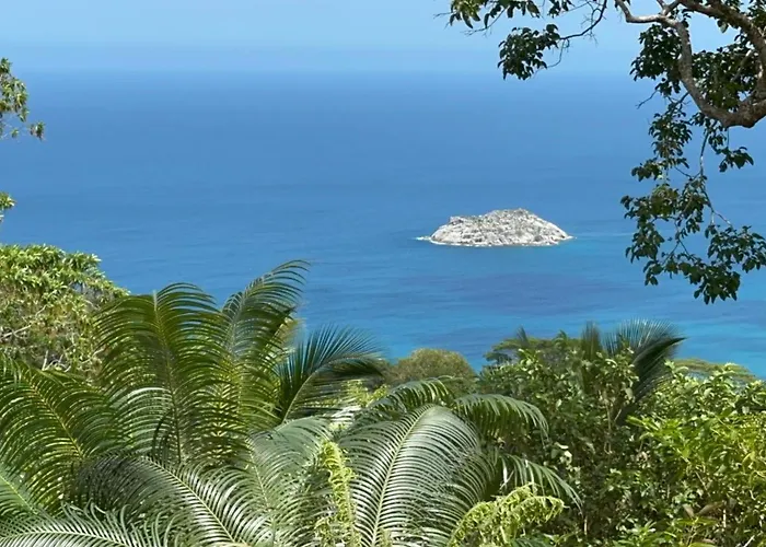 Tropical Garden Self Catering - Sea View