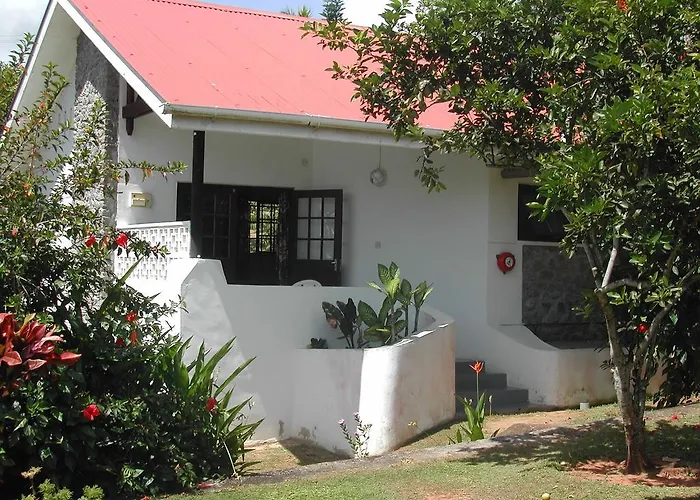 Daniella's Bungalows